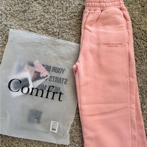 Comfrt Women's Pink Straight Leg Pants